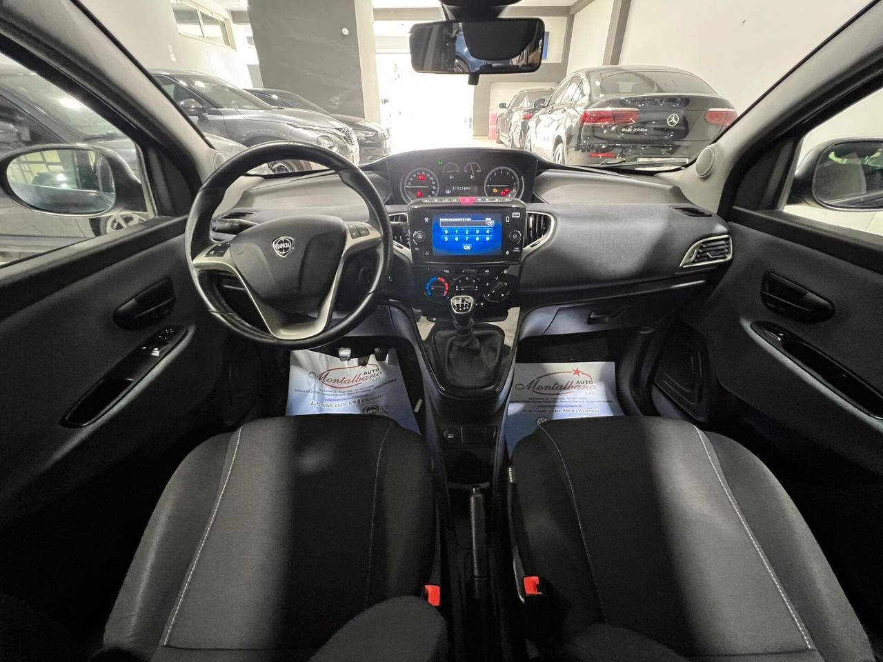 Lancia Ypsilon 1.0 FireFly 5 porte S&S Hybrid Gold