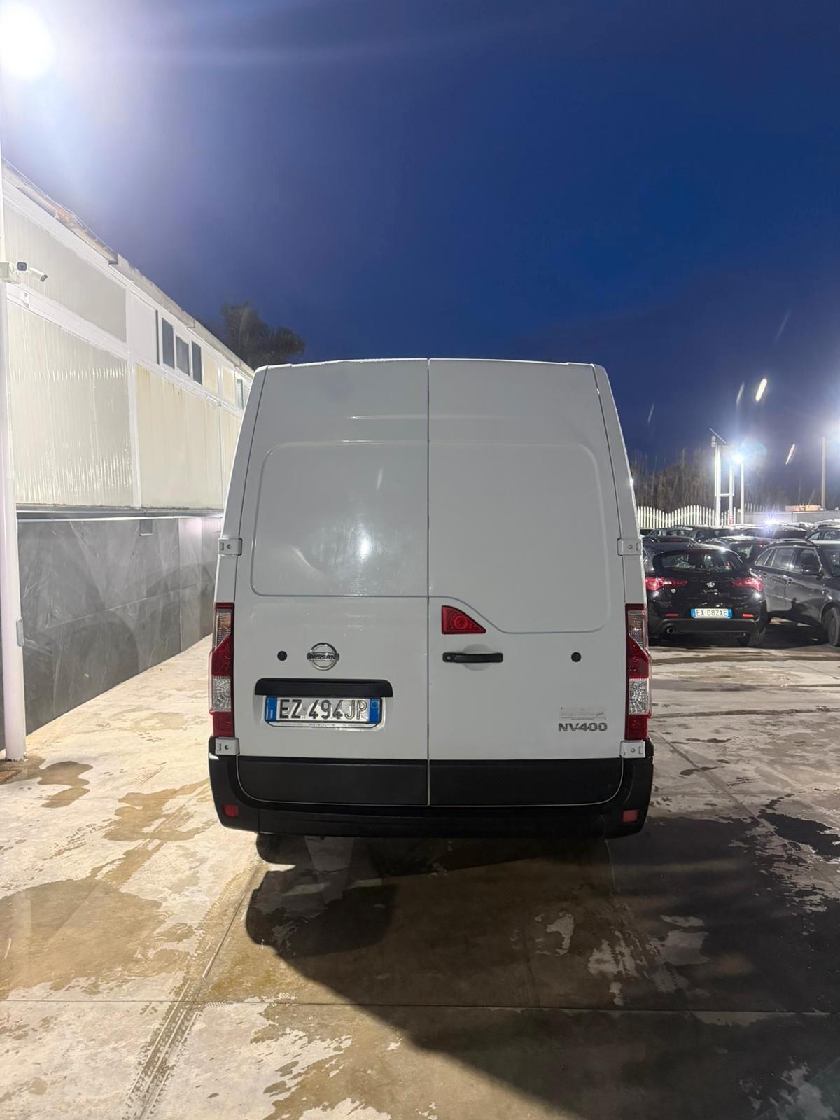 NISSAN NV400 FURGONE 2.3 DIESEL 2015