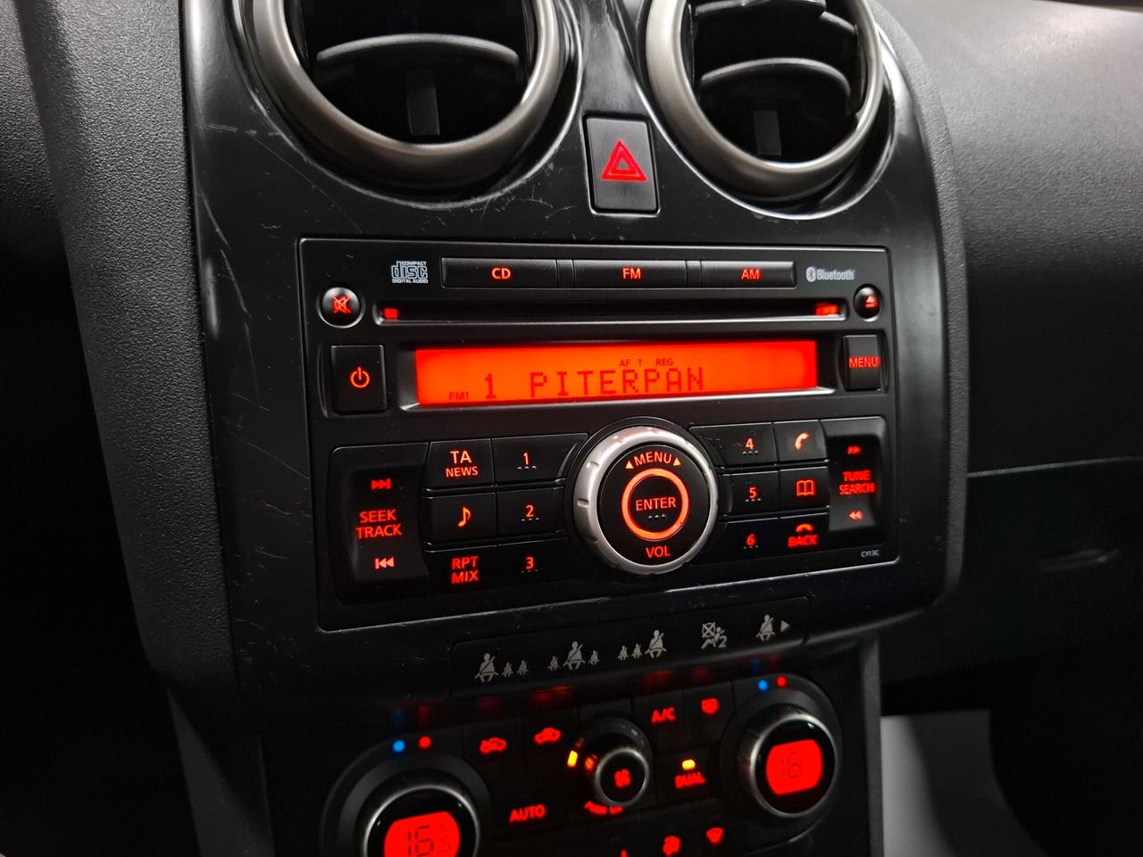 Nissan Qashqai 1.6 benzina Tekna Neopatentato