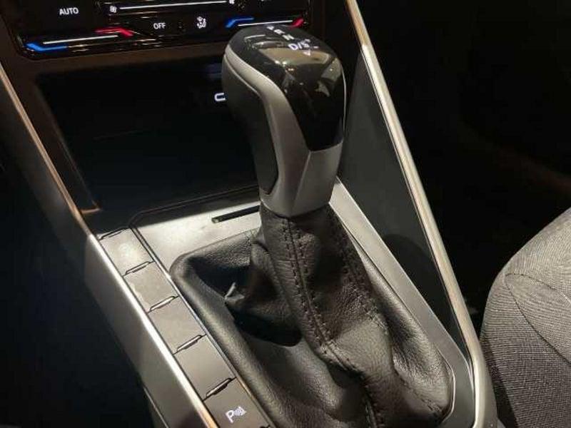 Volkswagen Polo VI 2022 1.0 tsi Life 95cv dsg