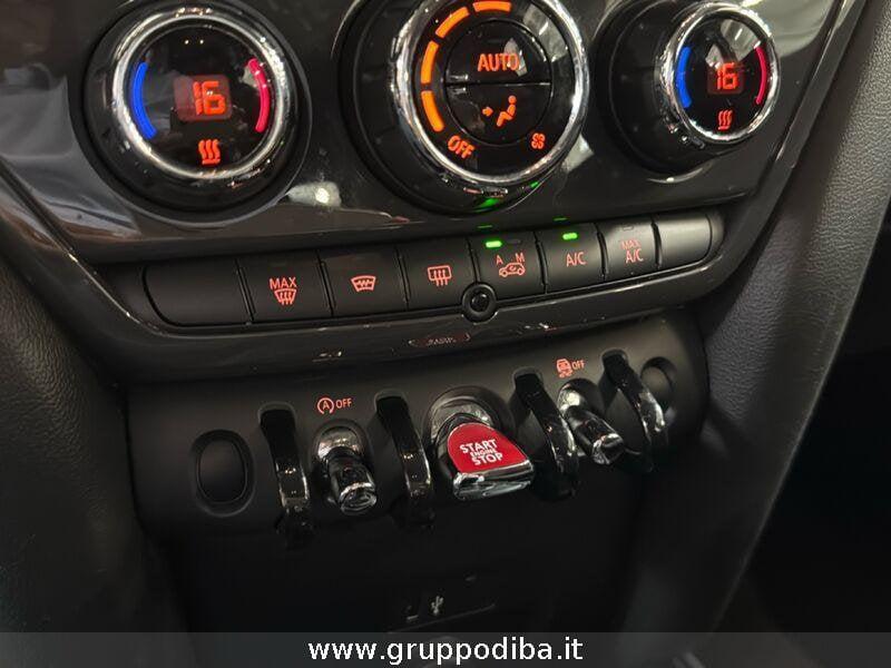 MINI Countryman Mini F60 2017 Diese Mini 2.0 Cooper D Boost auto my18