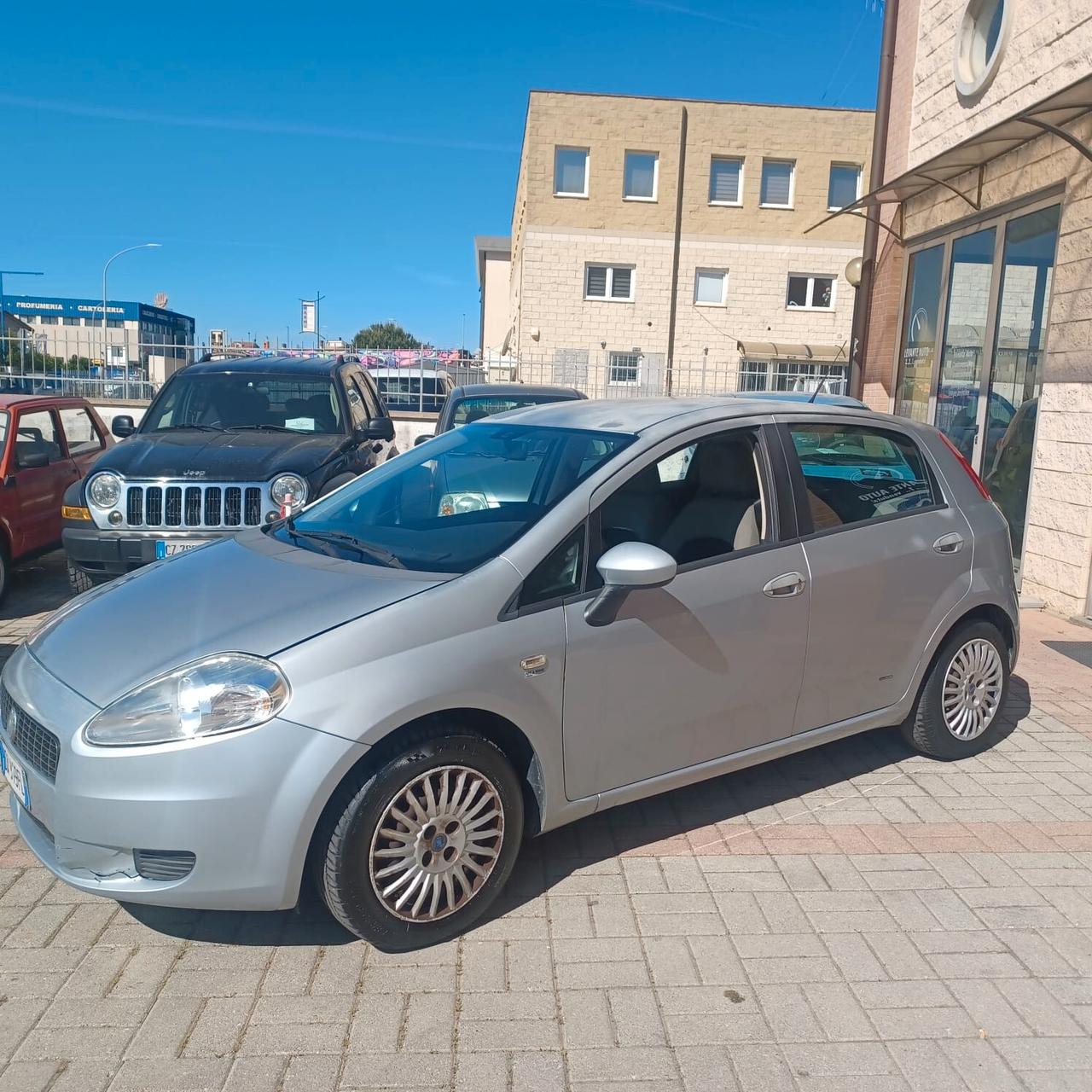 156.208KM G. PUNTO 1.2 BENZINA/GPL OK NEOPATENTATI