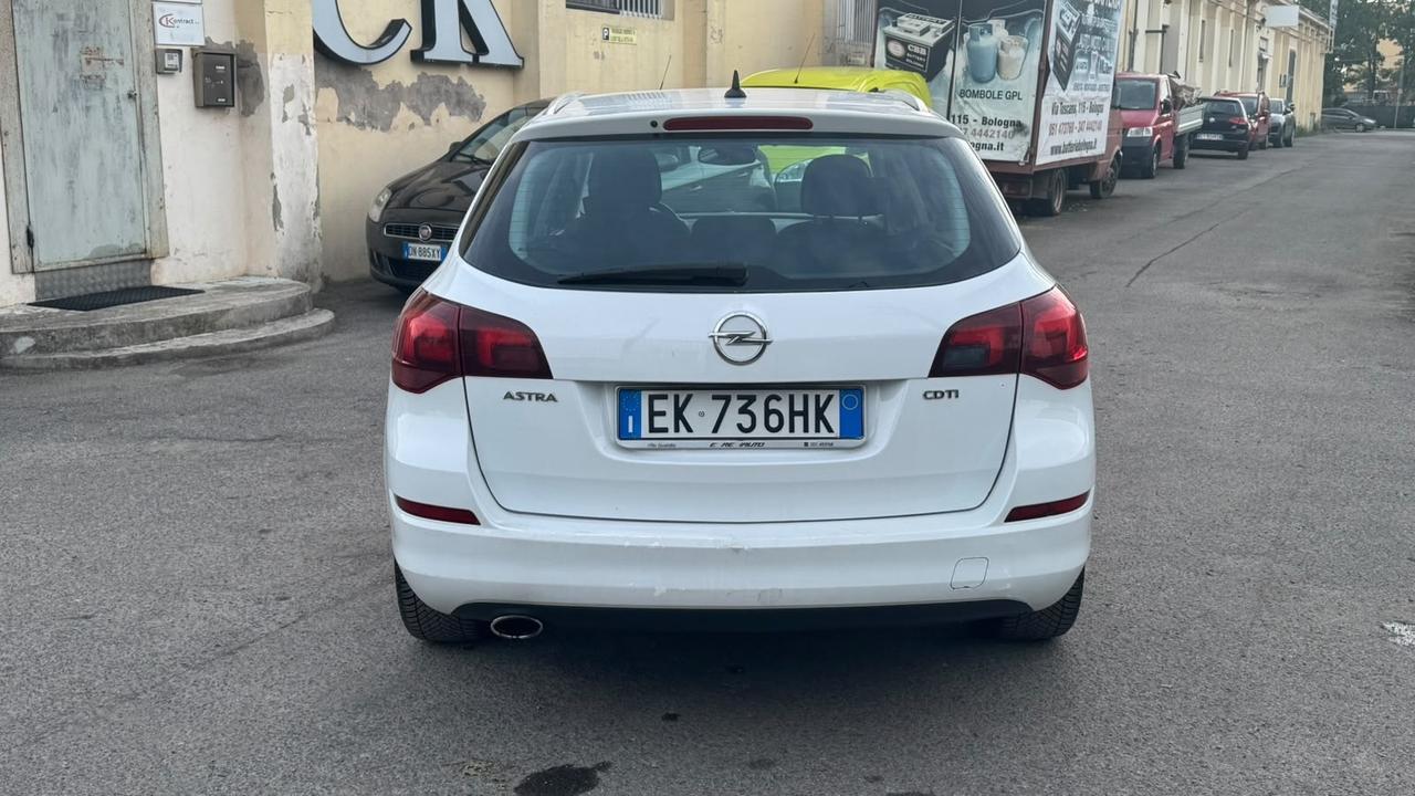 Opel Astra 2.0 CDTI 165CV Sports Tourer aut. Cosmo S