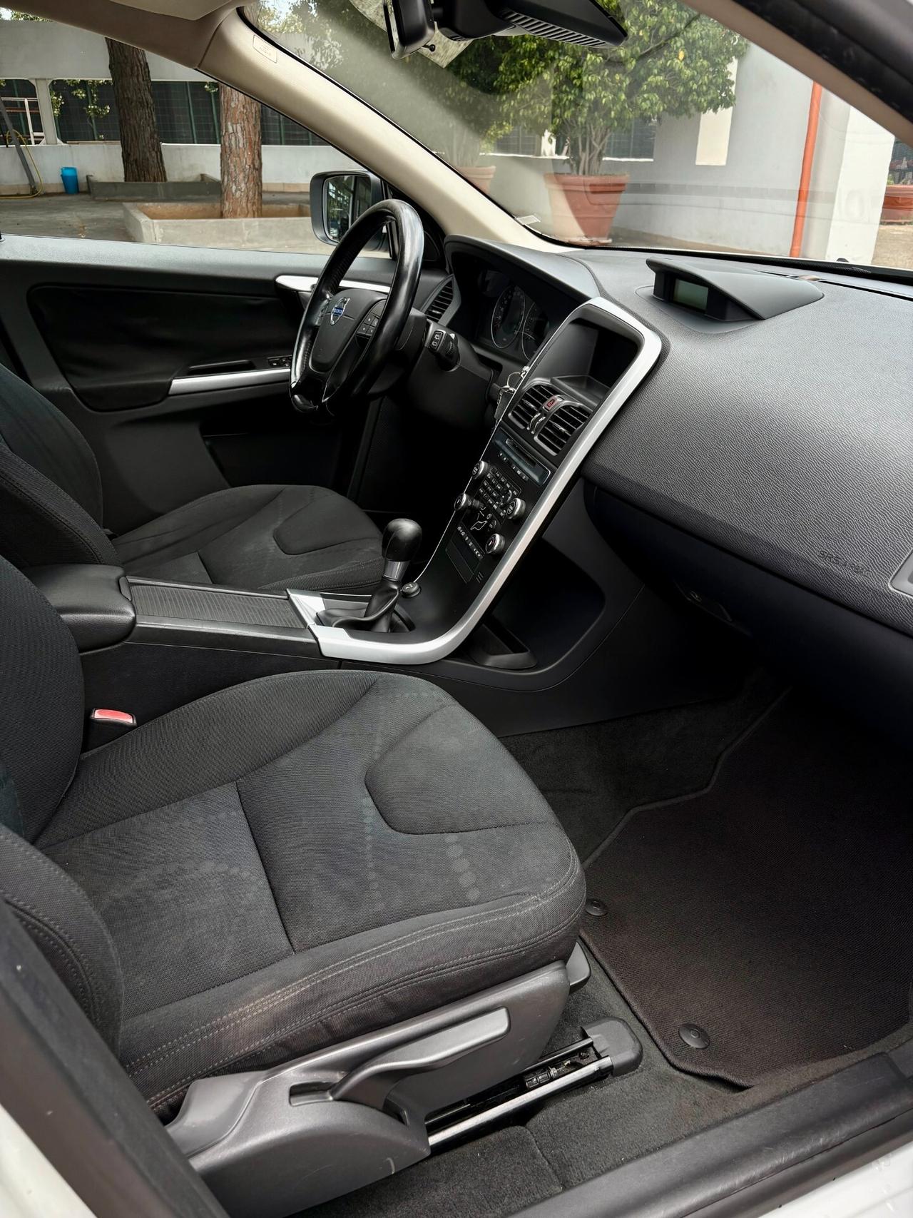 Volvo XC60 2.4 D 175 CV DRIVe Kinetic