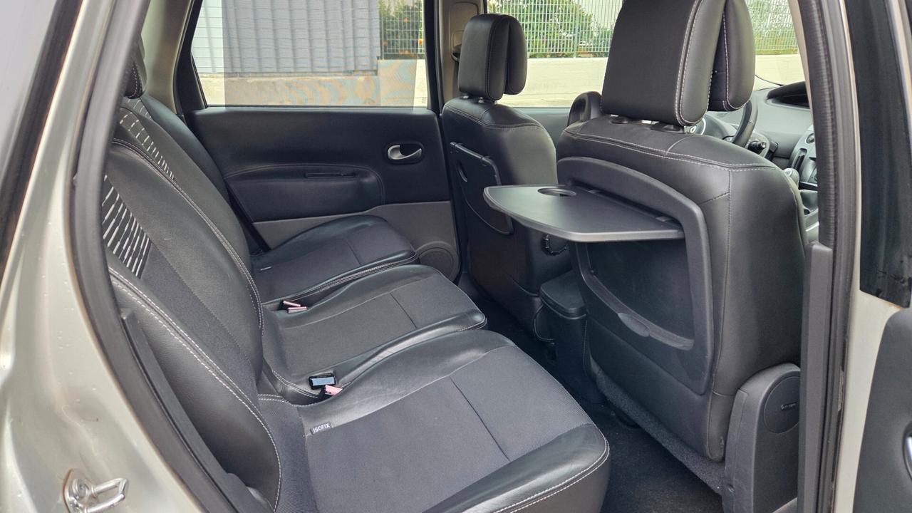 Renault Sceni 1.5 dCi/105CV Serie Speciale