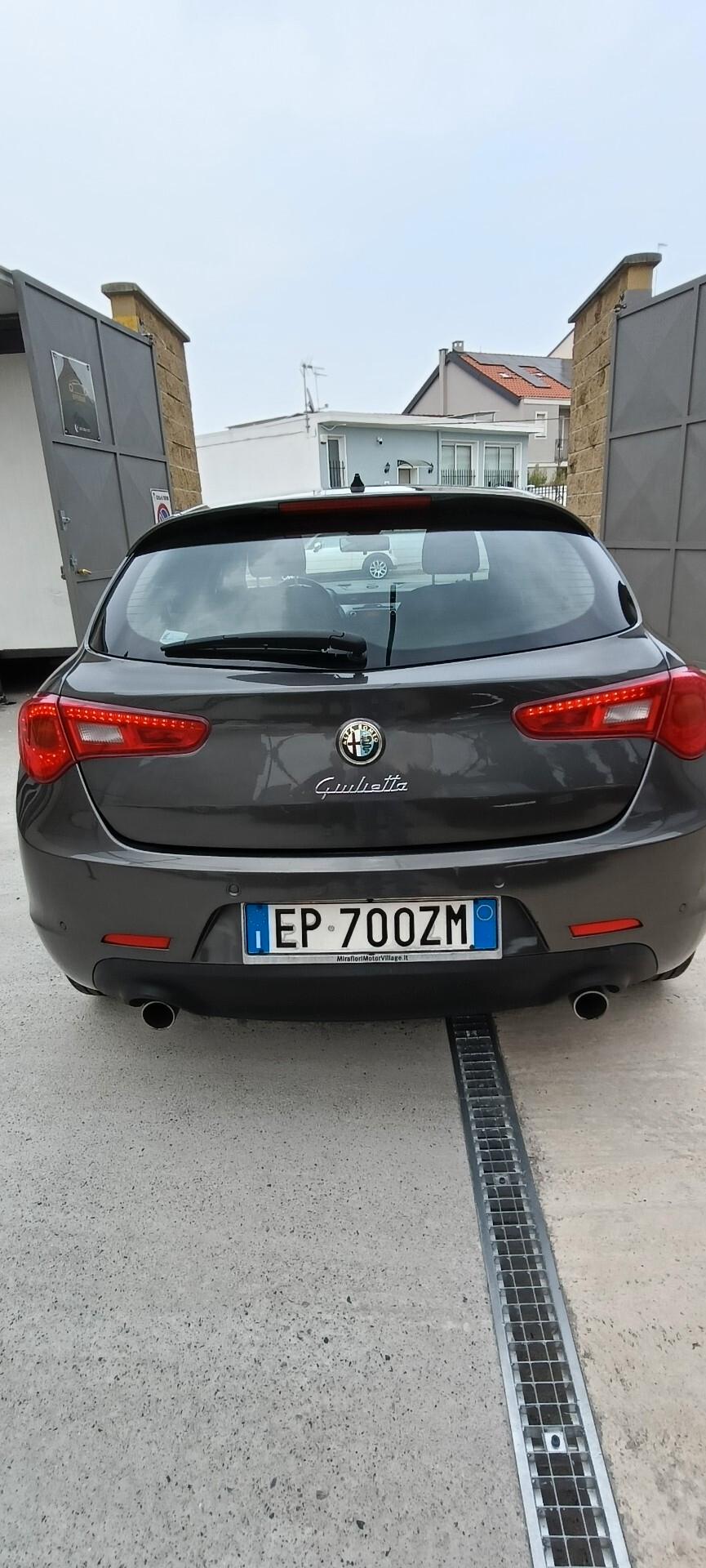 Alfa Romeo Giulietta 2.0 JTDm-2 140 CV Exclusive