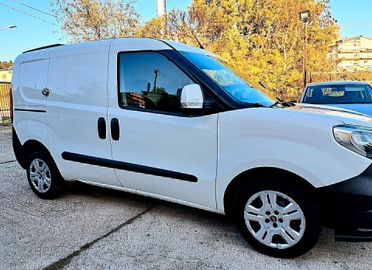 Fiat Doblò 1.6 MJT 105CV Lamierato SX