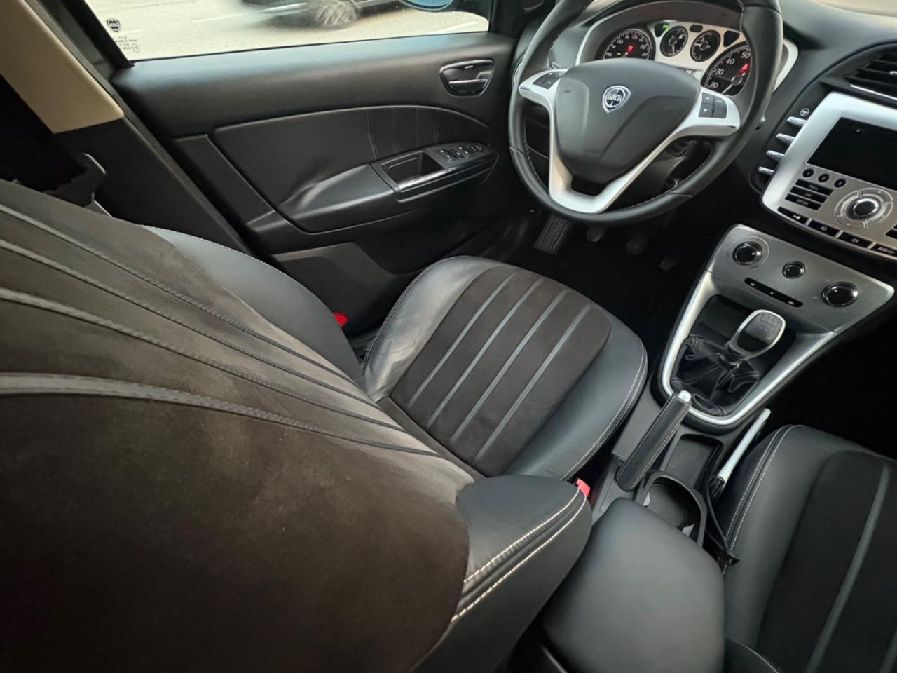 Lancia Delta 1.4 T-Jet 120 CV Oro 2010