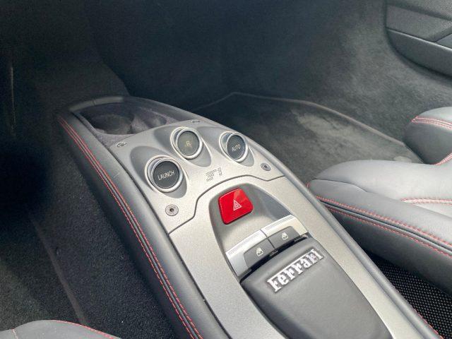 FERRARI 458 Italia DCT