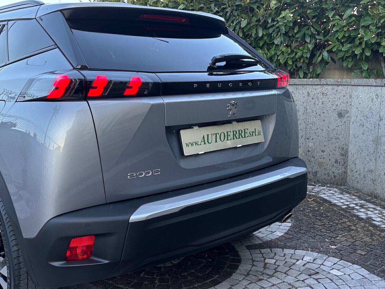 Peugeot 2008 BlueHDi 110 S&S Allure Pack