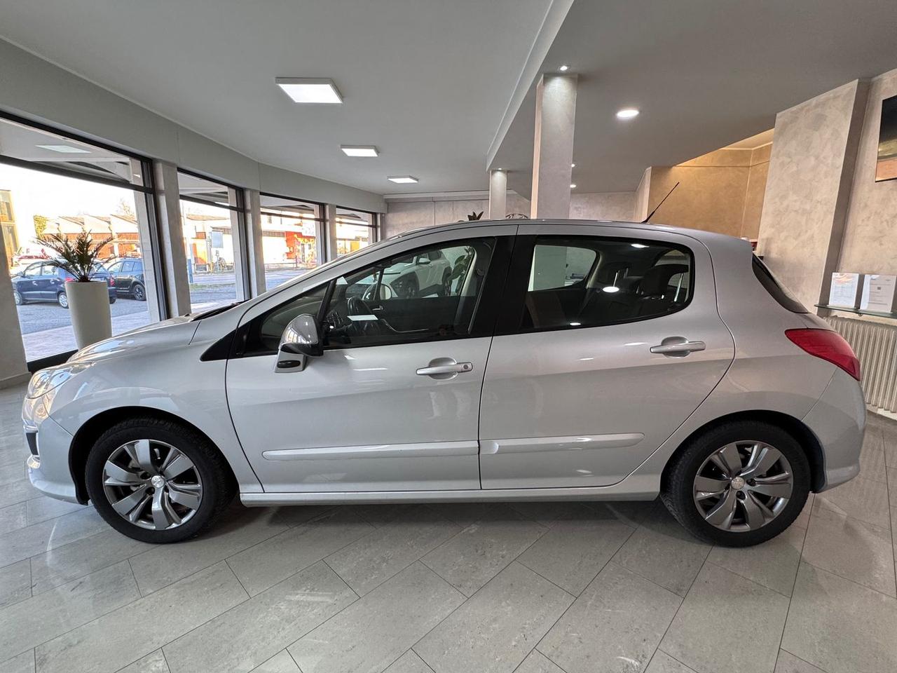 Peugeot 308 Business 1.6 e-HDi FAP 112 MicroHybrid