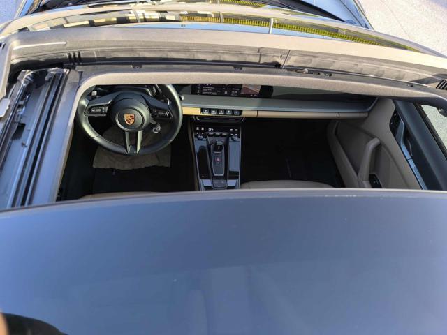 PORSCHE 911 Carrera S