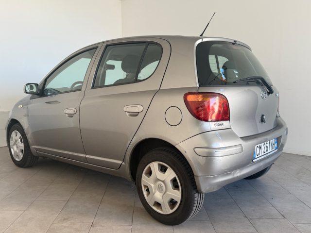 TOYOTA Yaris 1.3i 16V cat 5 porte Sol Blue