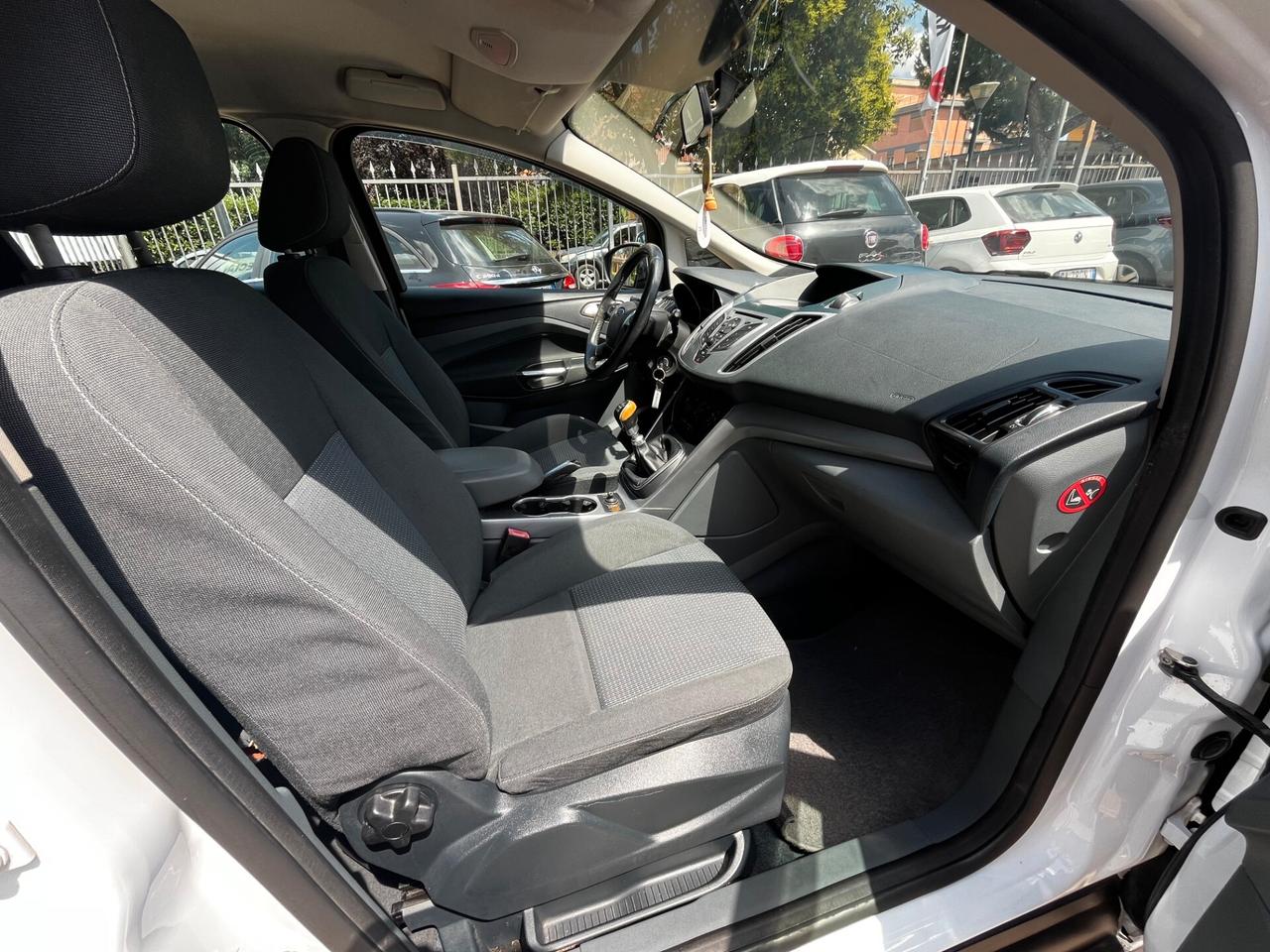 Ford C-Max 1.6 TDCi 115CV Titanium