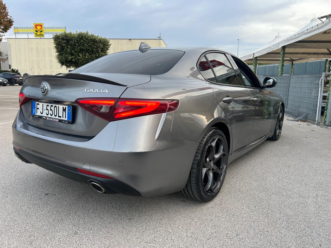 Alfa Romeo Giulia 2.2 180 CV AT8 Sport garanzia12