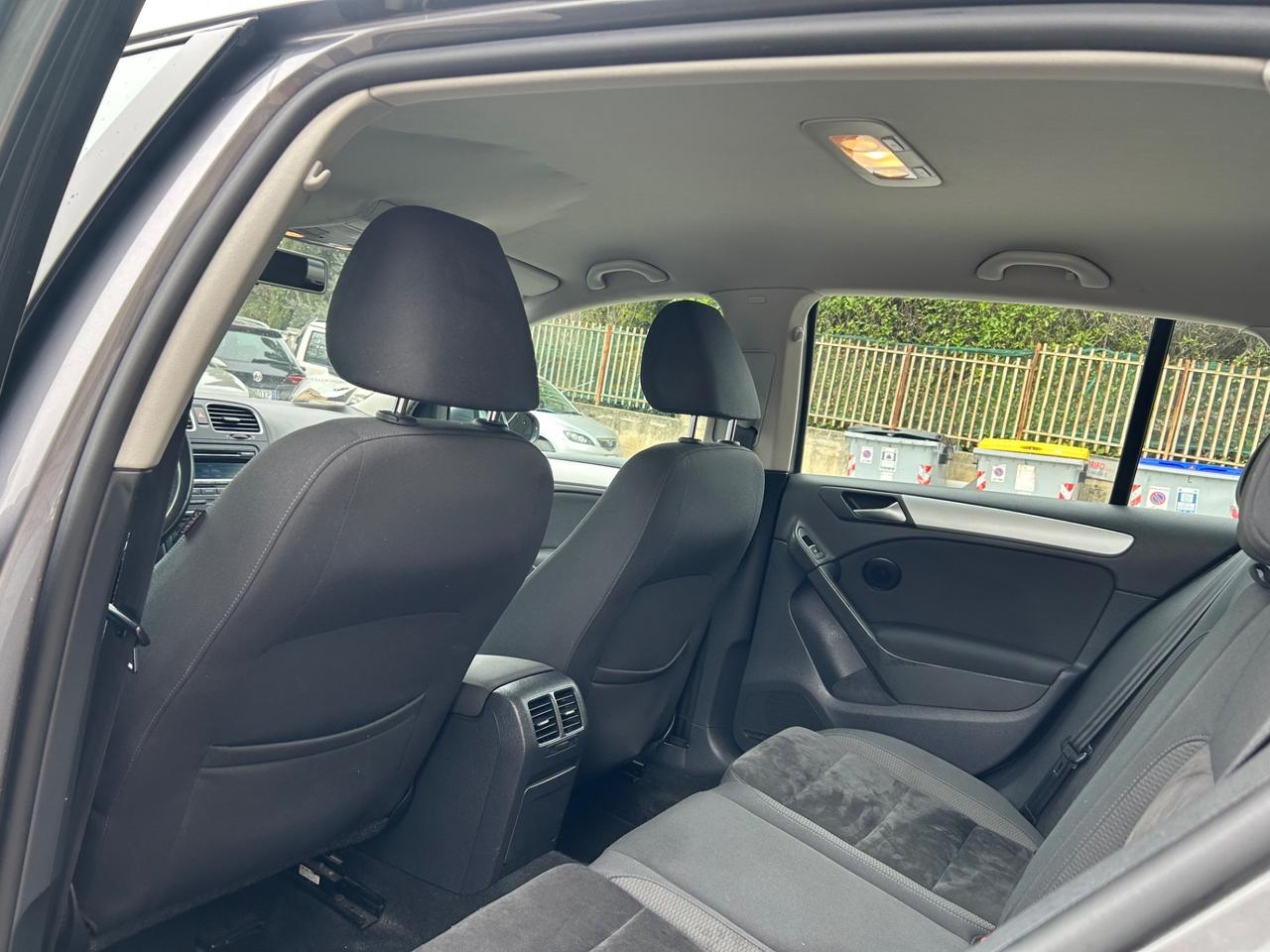 Volkswagen Golf 1.6 TDI DPF 5p. Highline