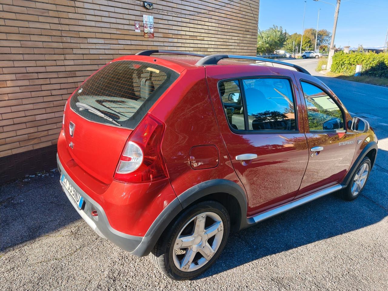 Dacia Sandero Stepway 1.6 8V 85CV