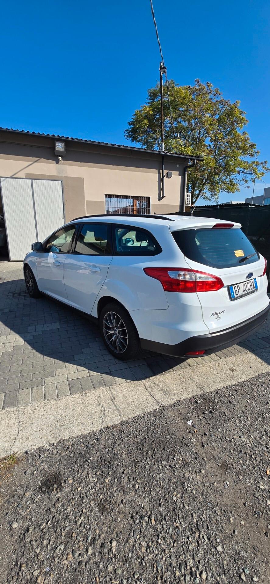 Ford Focus 2.0 TDCi 115 CV Powershift Titanium