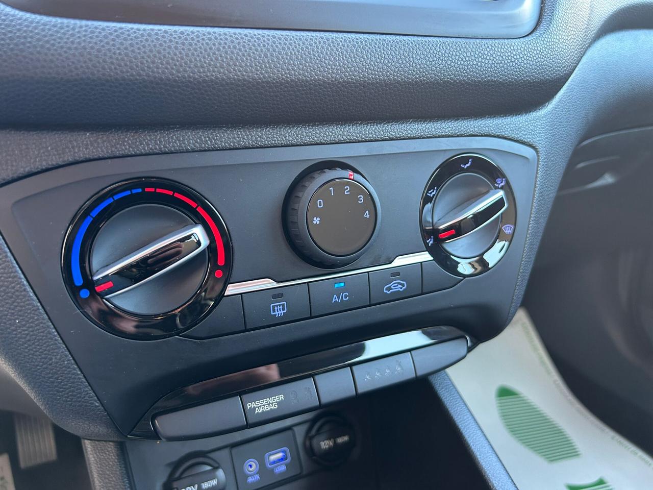 Hyundai i20 1.2 84 Cv STYLE LED-2015