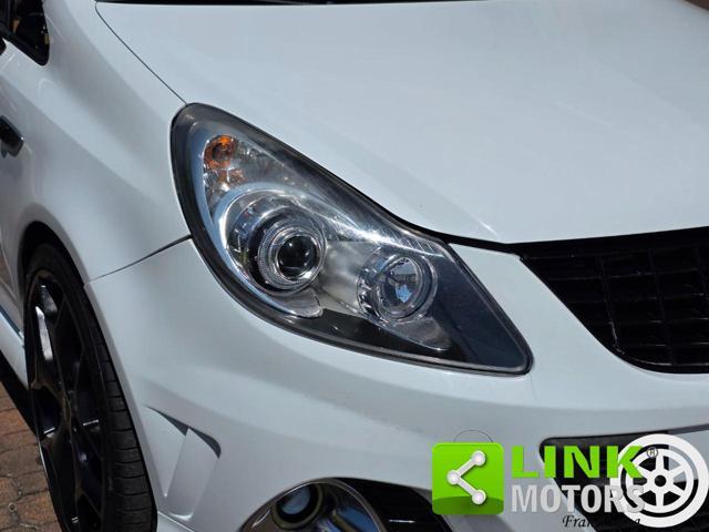 OPEL Corsa 1.6i 16V OPC 192 CV