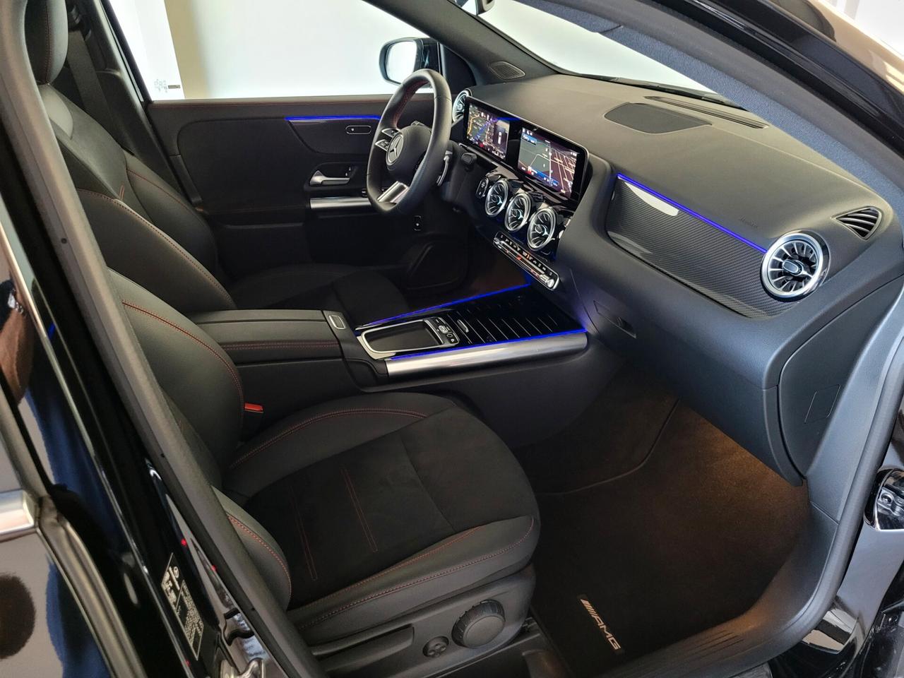 Mercedes-benz GLA 200 d AMG Line 8G-DCT LUCI AMBIENTE KEYLESS NAV