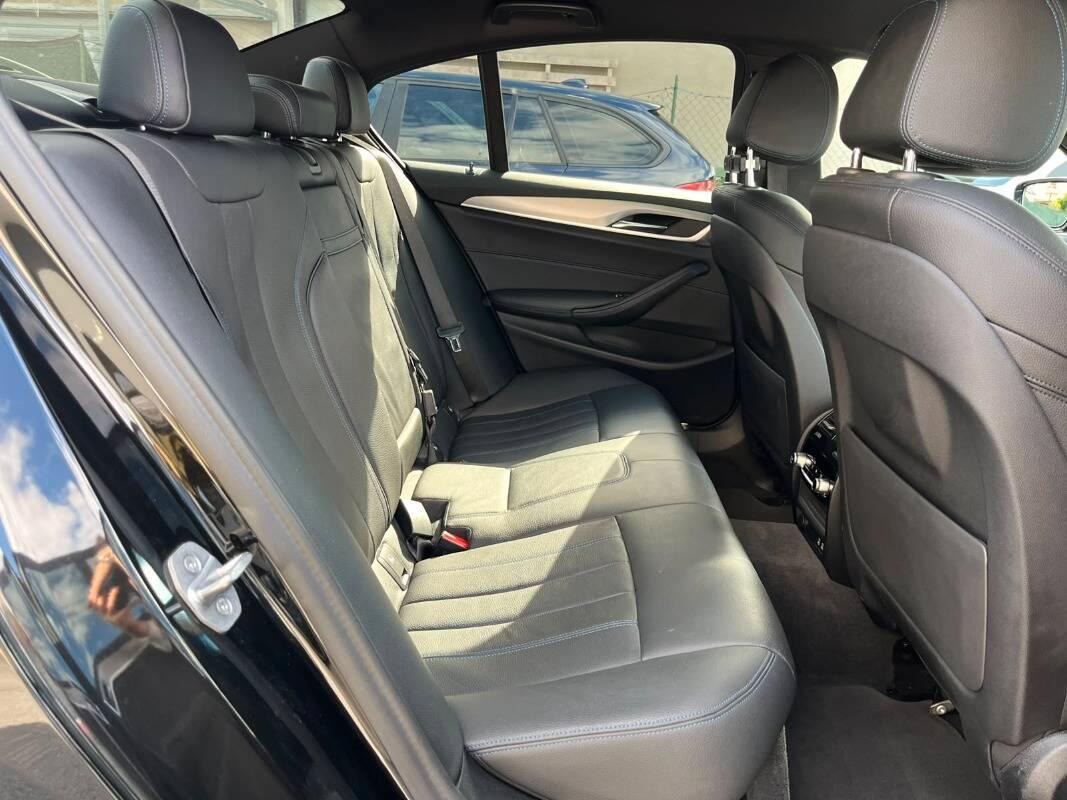 BMW Serie 5 Berlina 520d mhev 48V xdrive Msport auto