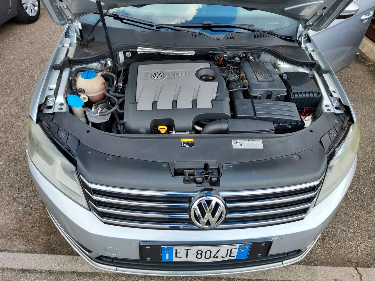 Volkswagen Passat Var. Bs. 1.6 TDI DSG Comf. BMT