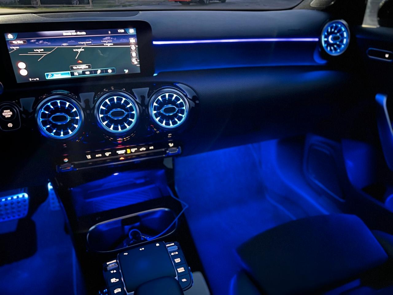 Mercedes-benz A 180 d Automatic Premium 1.5 116cv PACK NIGHT ITALIANA