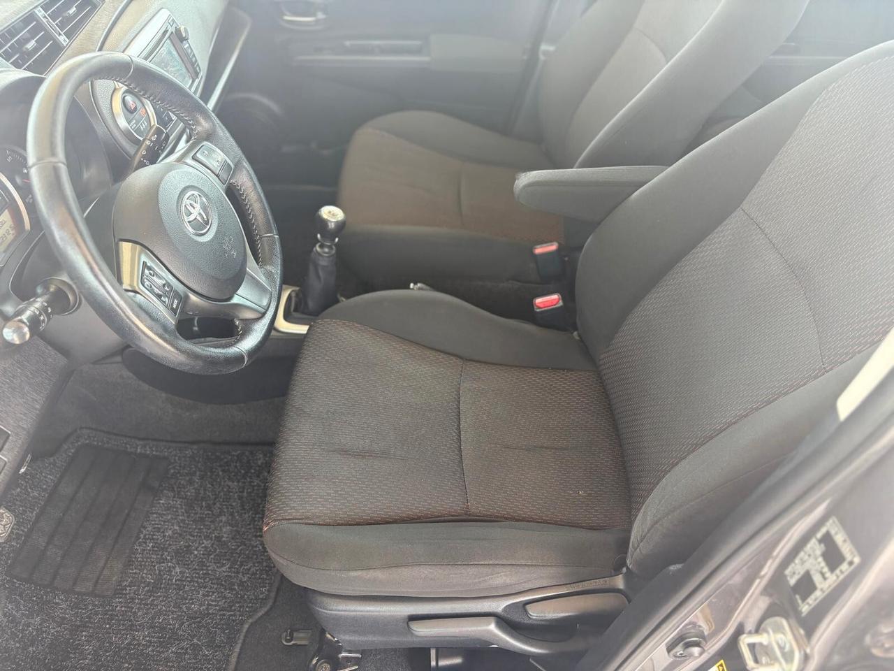 Toyota Yaris 1.4 D-4D 5 porte Lounge