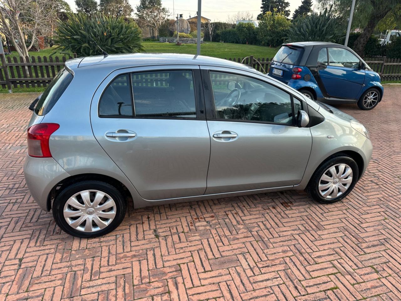 Toyota Yaris 1.3 5 porte