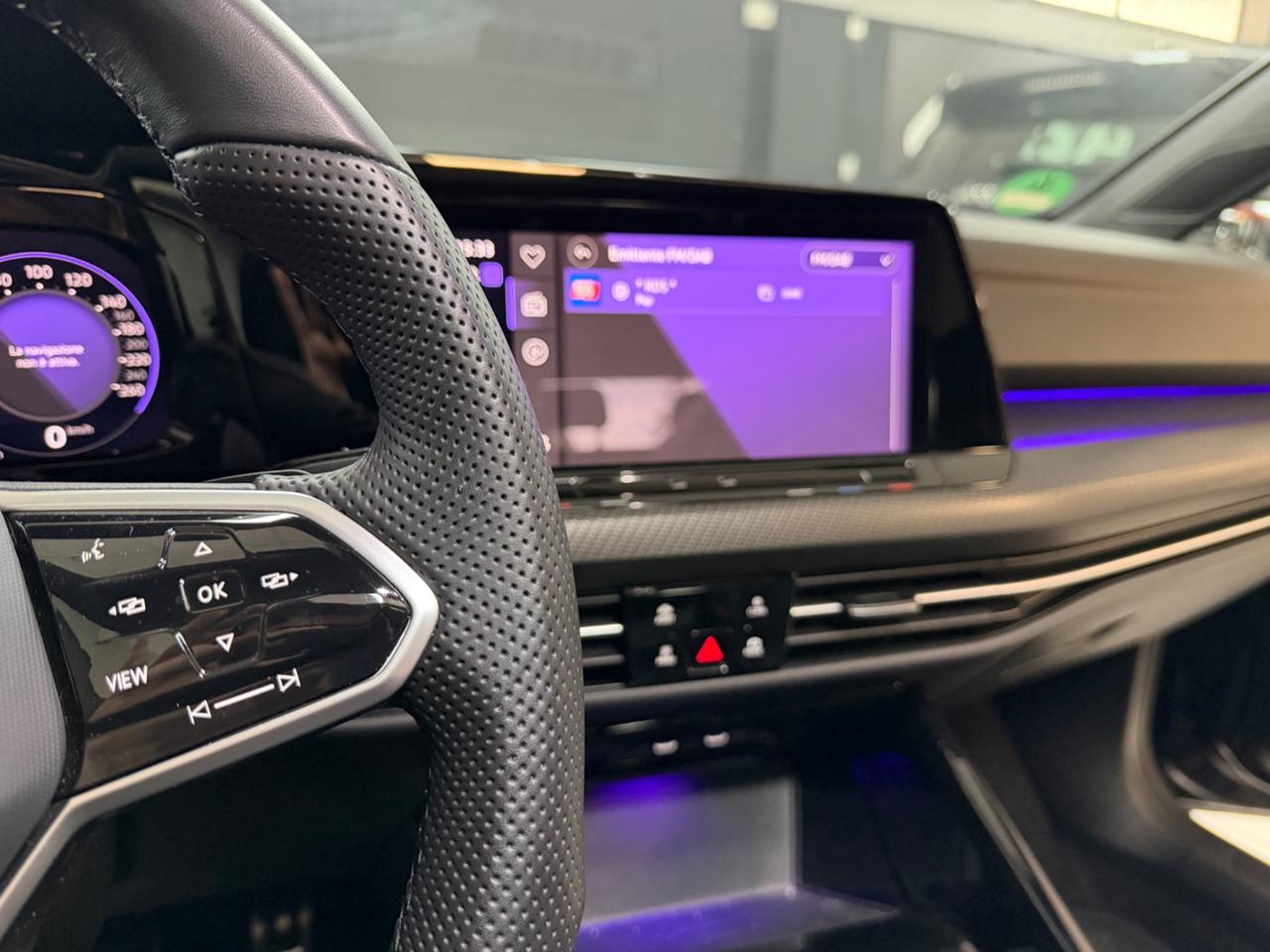 Volkswagen Golf 2.0 TDI 150 CV DSG SCR R-Line