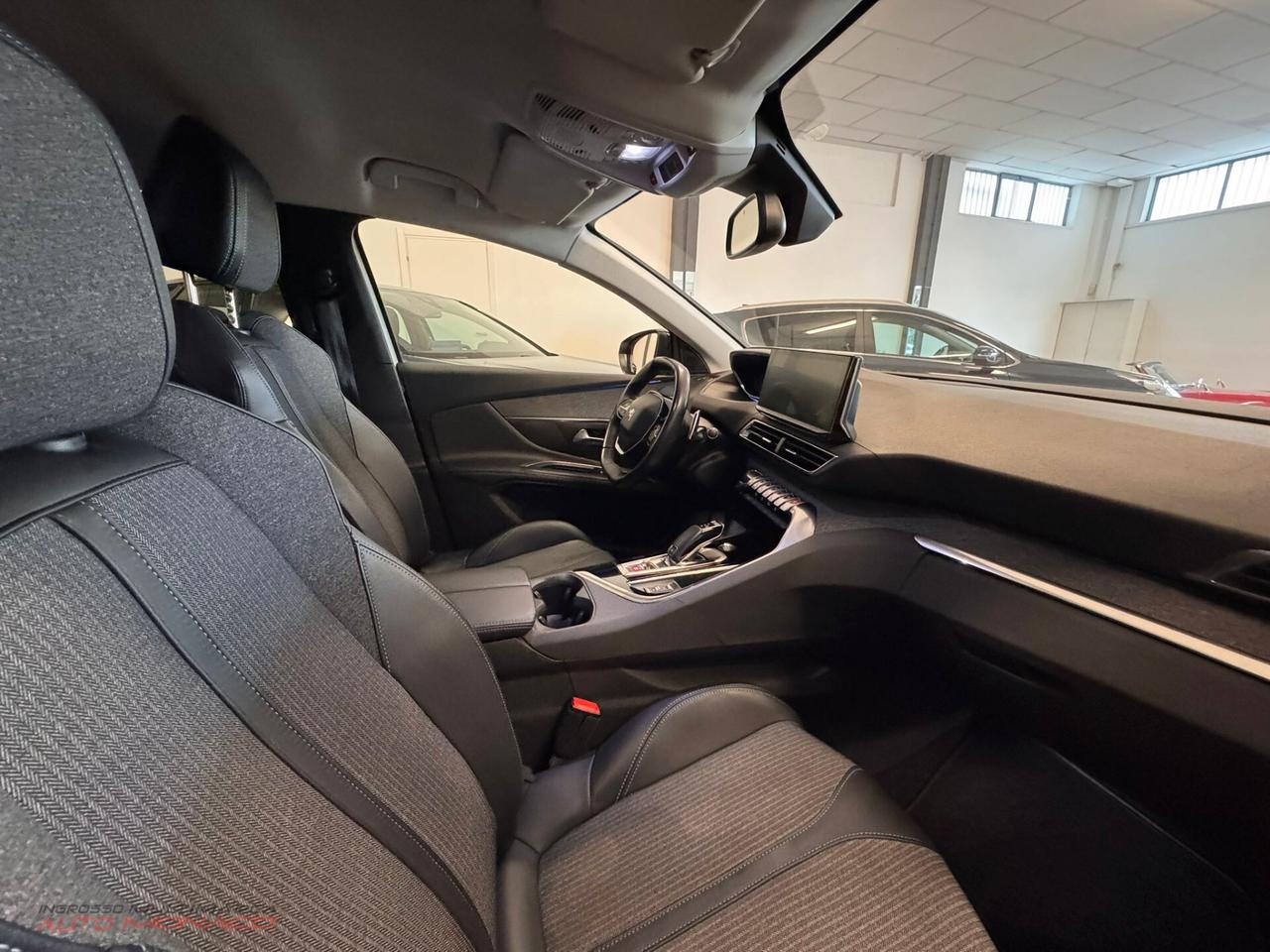 Peugeot 5008 BlueHDi 130cv EAT8 Allure 2022