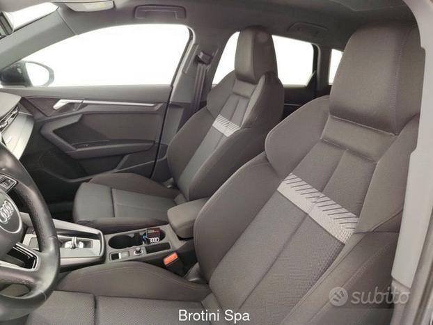 Audi A3 SPB 35 TFSI S-Tronic Business Advanced