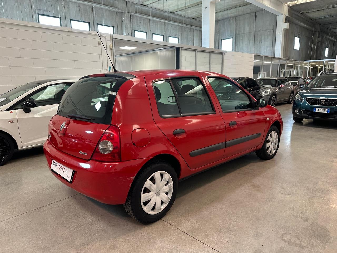 Renault Clio Storia 1.2 5 porte GPL Confort