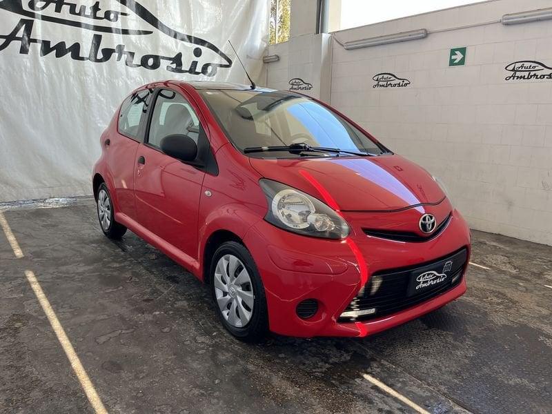 Toyota Aygo Aygo 1.0 12V VVT-i 5 porte Cool Soda Connect