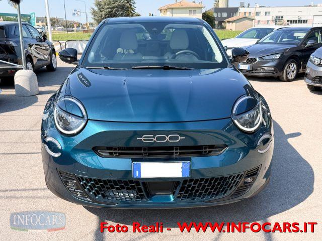 FIAT 600 Hybrid 100 CV DCT MHEV La Prima - PROMO