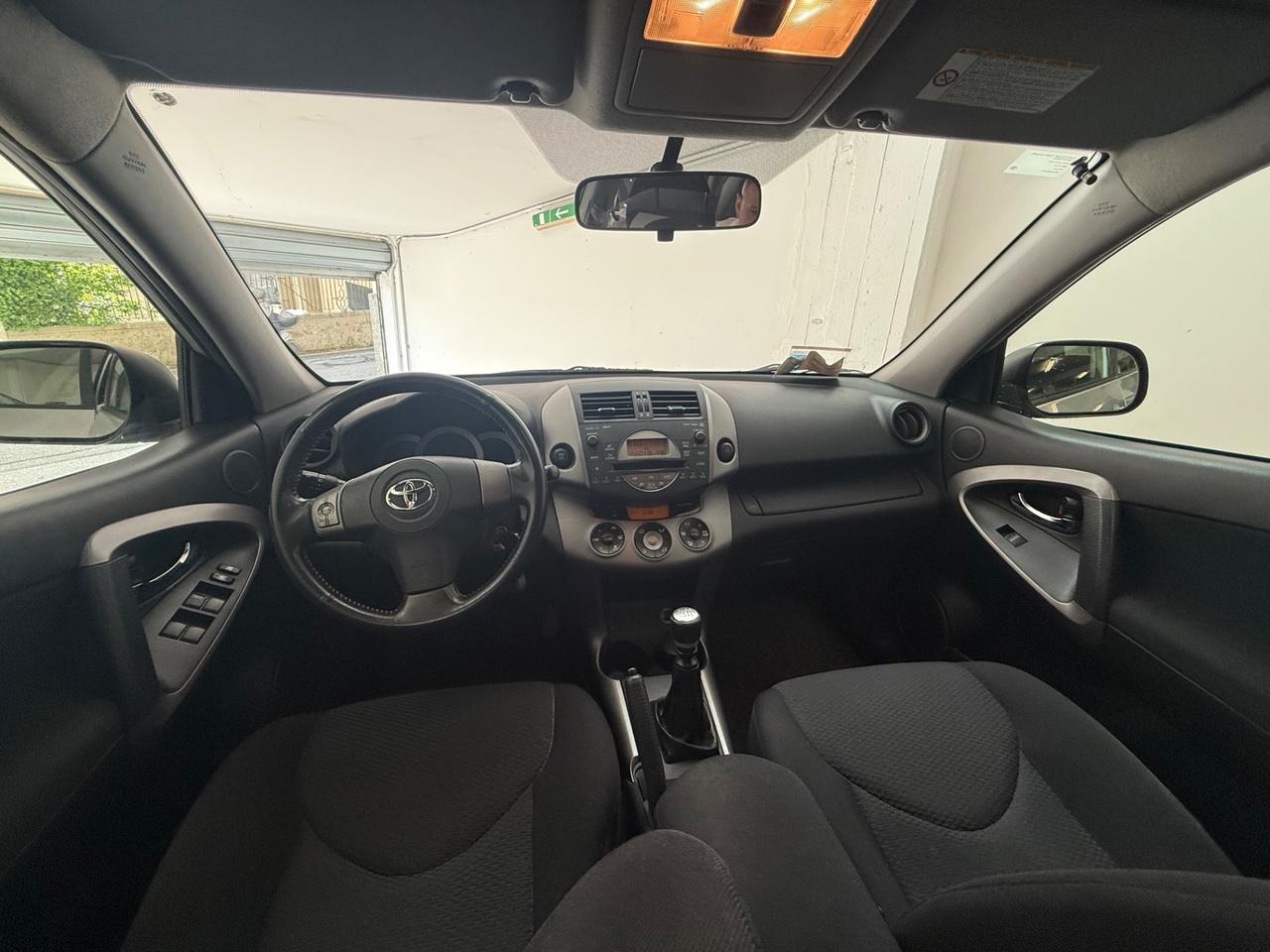 Toyota RAV 4 RAV4 2.2 D-4D 136 CV Sol