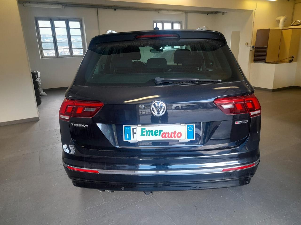 Volkswagen Tiguan 2.0 TDI SCR 4MOTION Sport R-Line