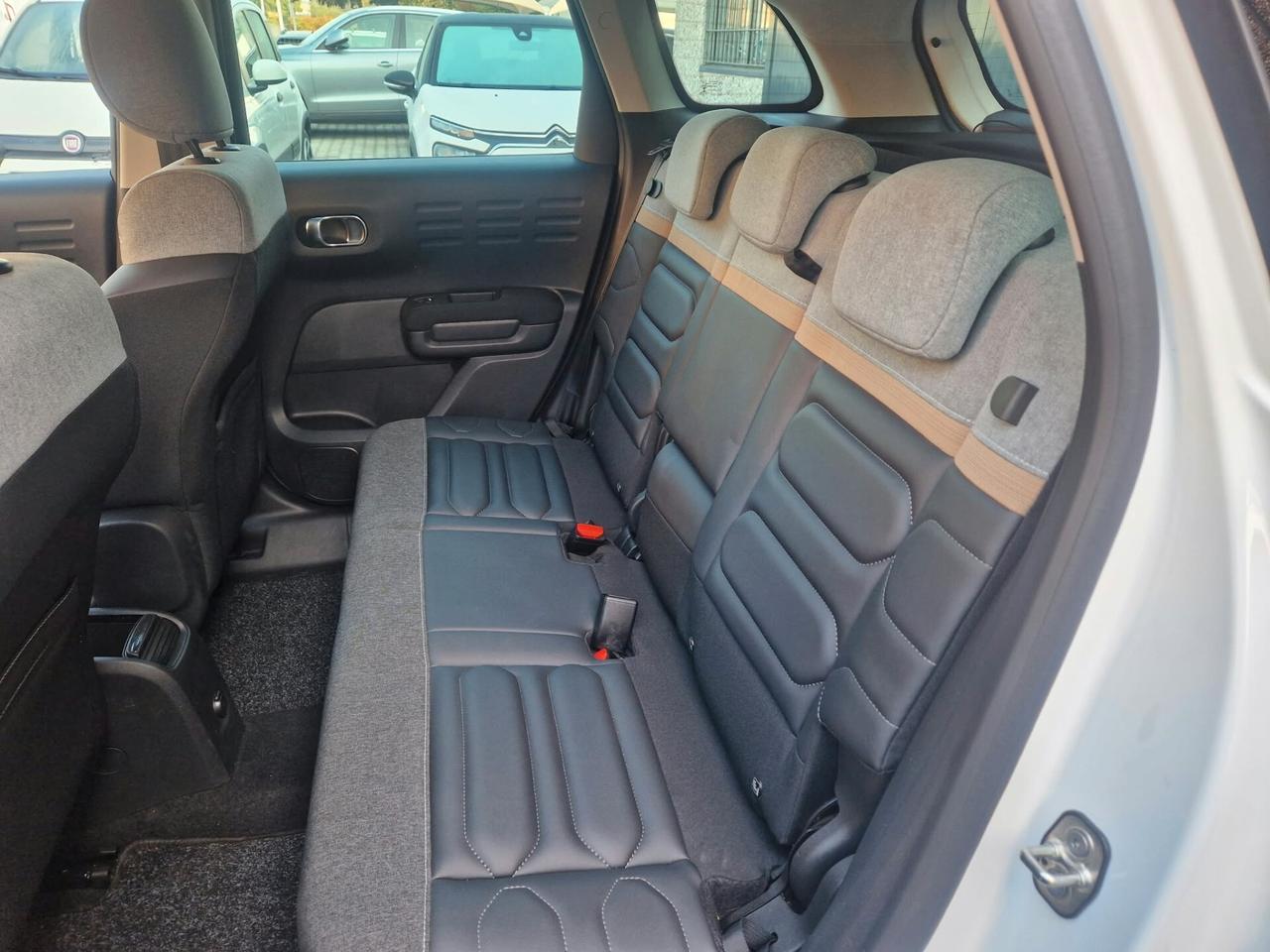 Citroen C3 Aircross BlueHDi 110 S&S Shine Pack