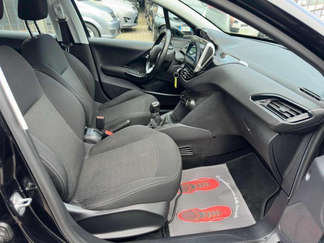 PEUGEOT 208 1° serie PureTech 82 5 porte Allure