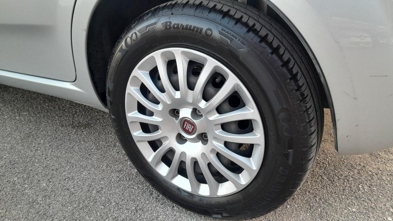 Fiat Punto 1.4 8V 5 porte Easypower Street