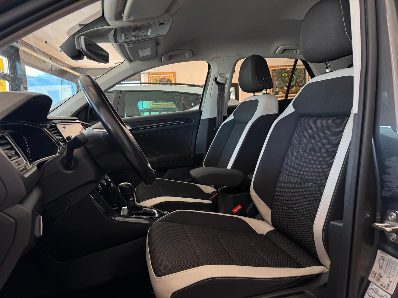 VOLKSWAGEN T-ROC 2.0cc 150CV TDI DSG 4MOTION