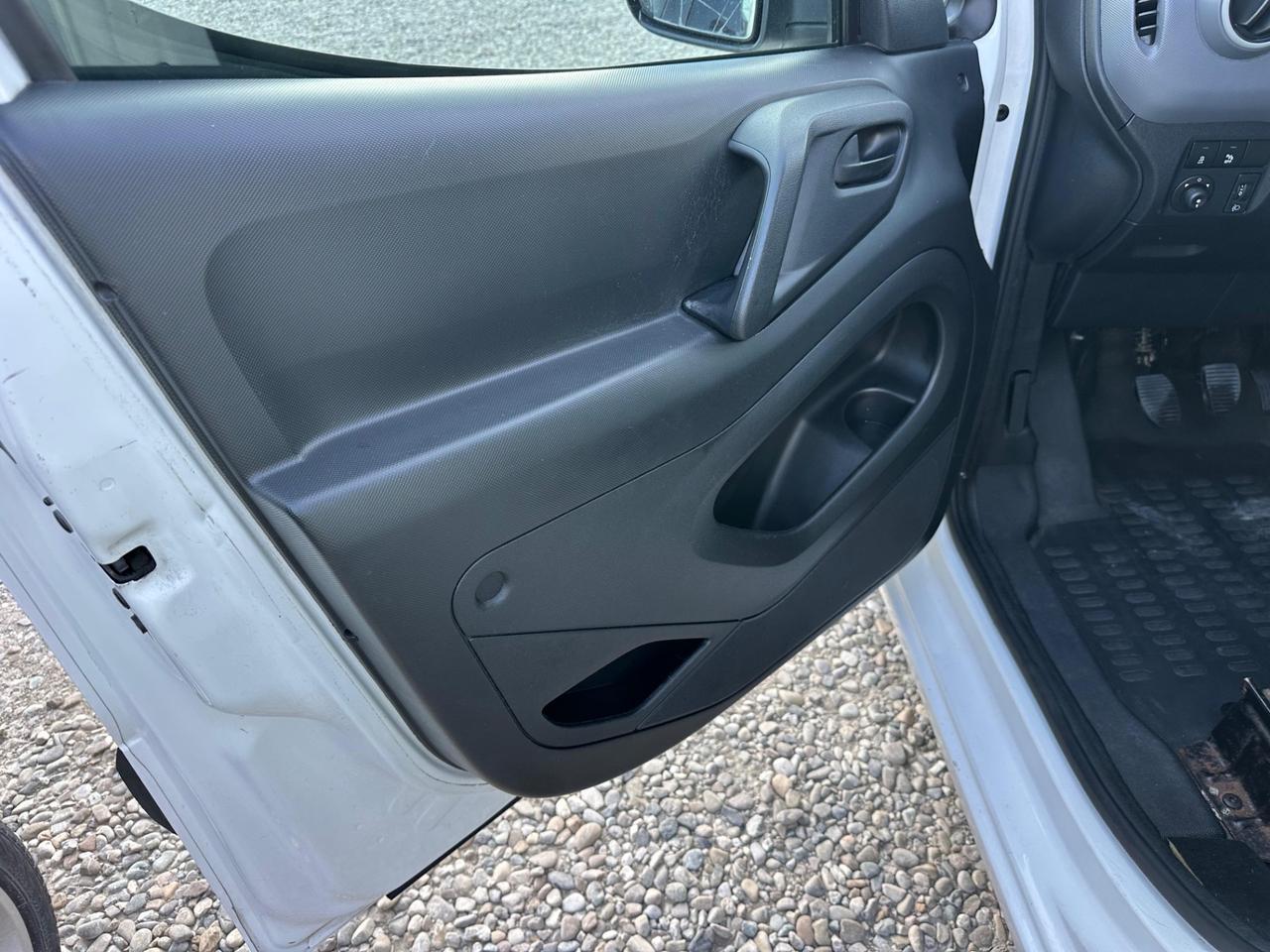 Citroen Berlingo BlueHDi 120 S&S Van 3 posti Club L1