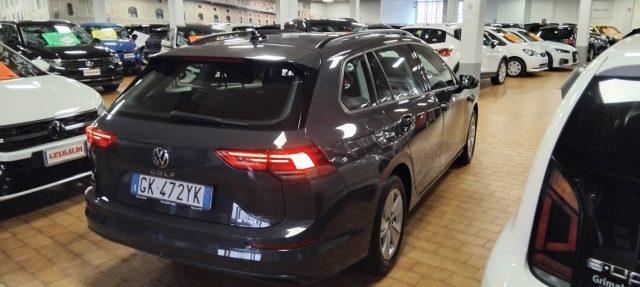 VOLKSWAGEN Golf VAR. 1.0 eTSI EVO DSG Life MILD HYBRID
