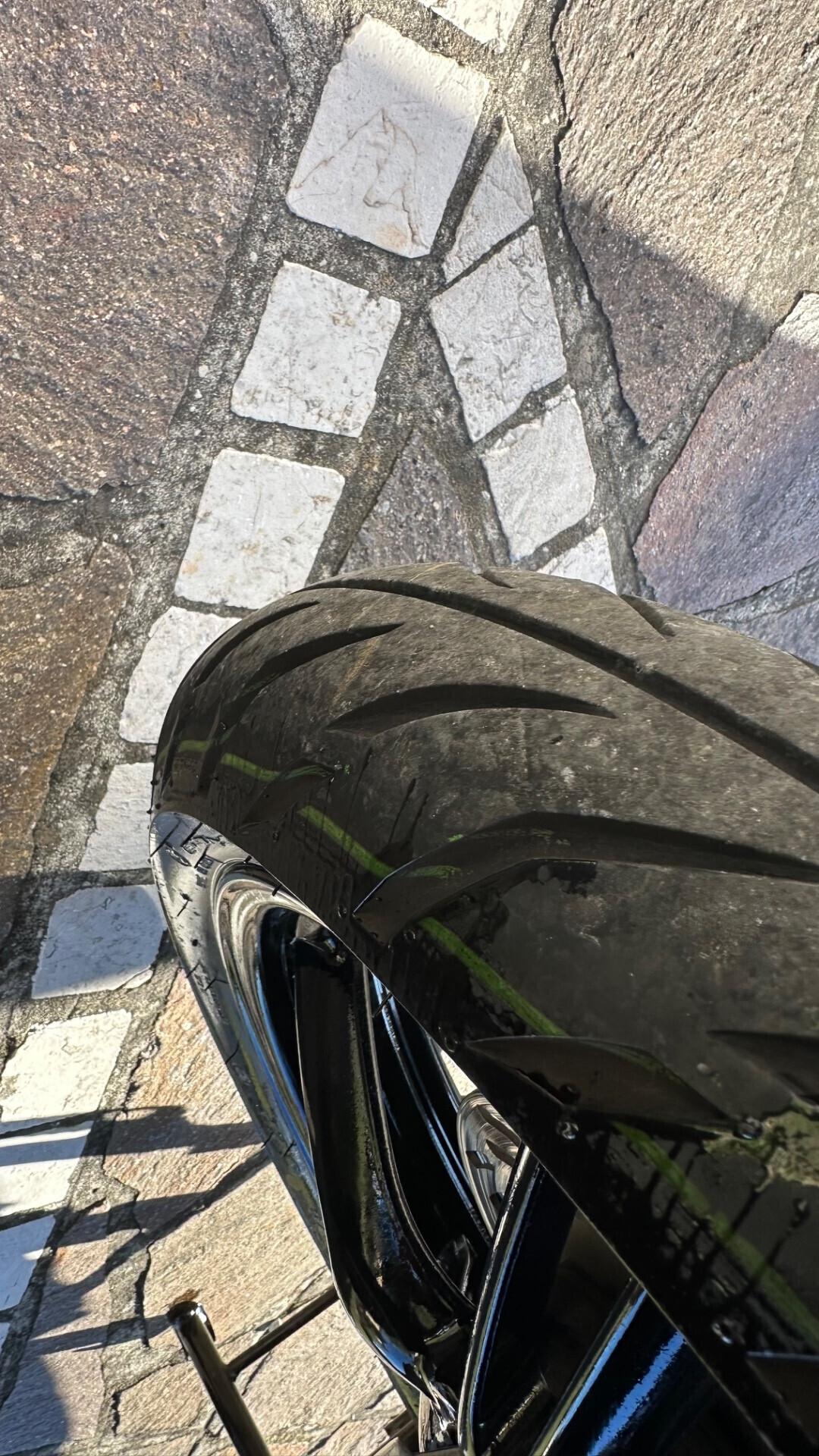 Peugeot Tweet Evo 2 150con Parabrezza e bauletto