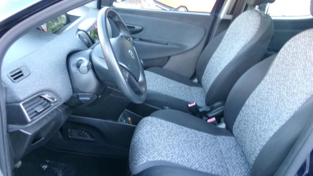 Lancia Ypsilon 5 Porte 1.2 Ecochic Gold