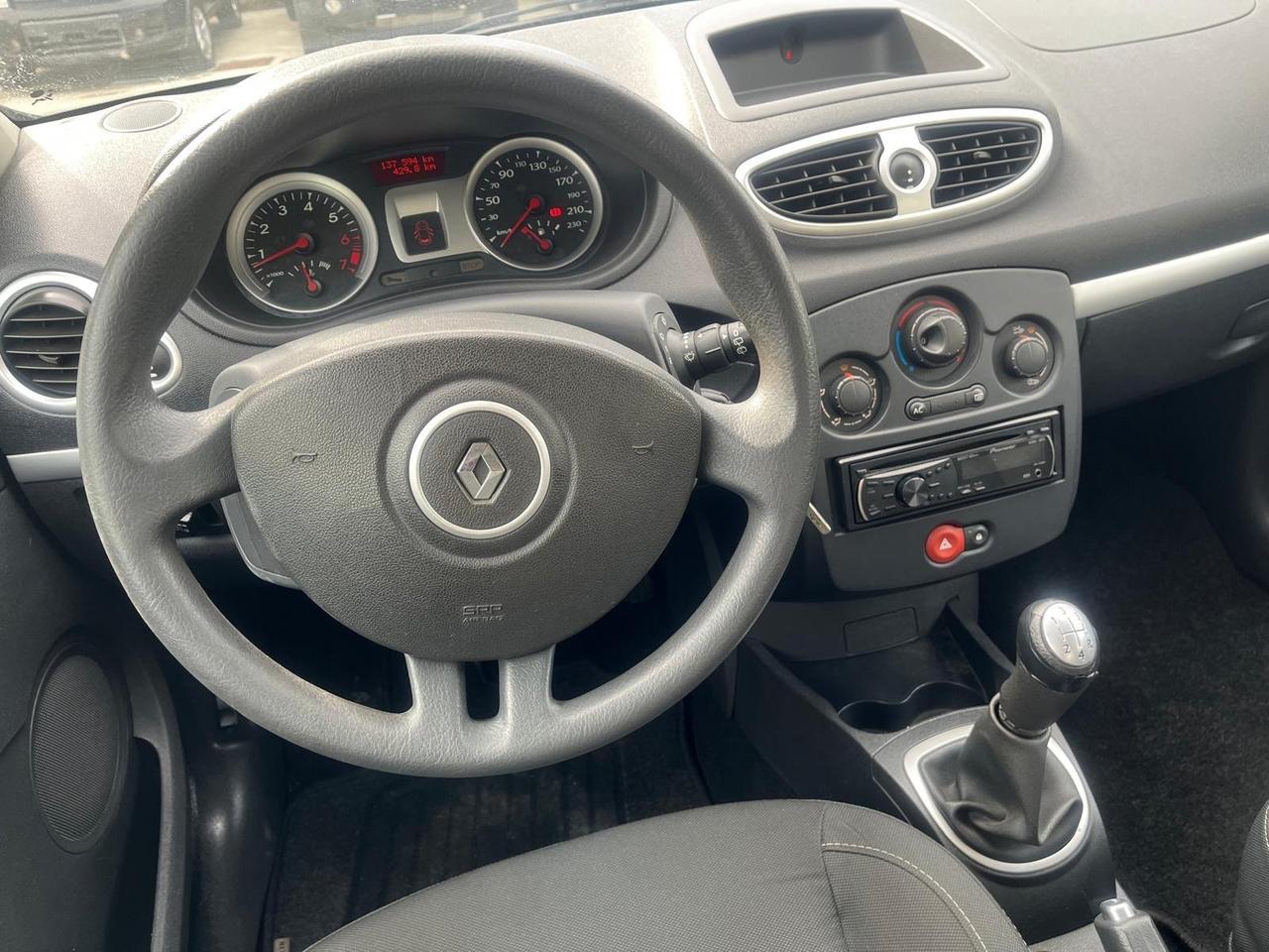 Renault clio 5P-1.2 gpl - km 130000-11/2010