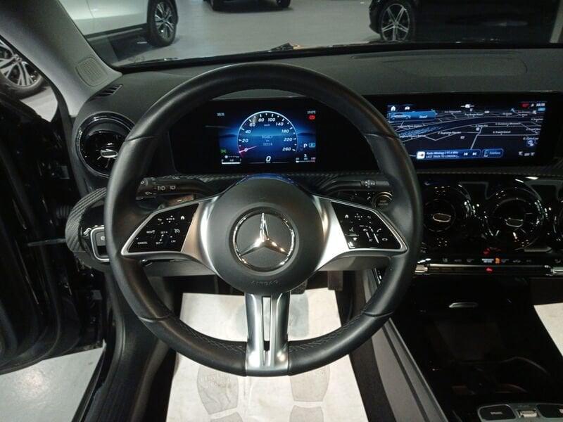 Mercedes-Benz Classe A - W177 2023 A 180 d Advanced auto