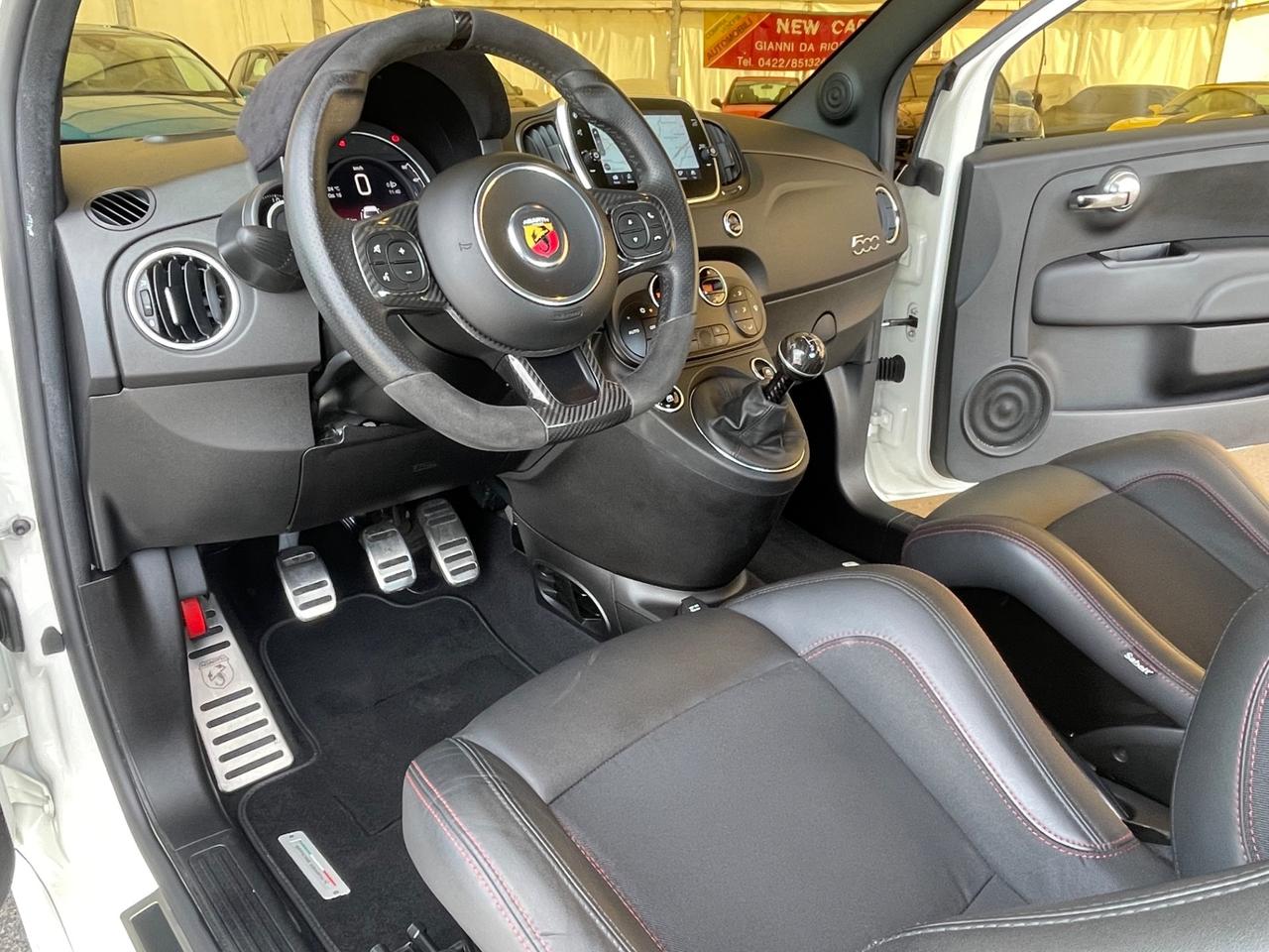 Abarth 595 1.4 Turbo T-Jet 180 CV Esseesse