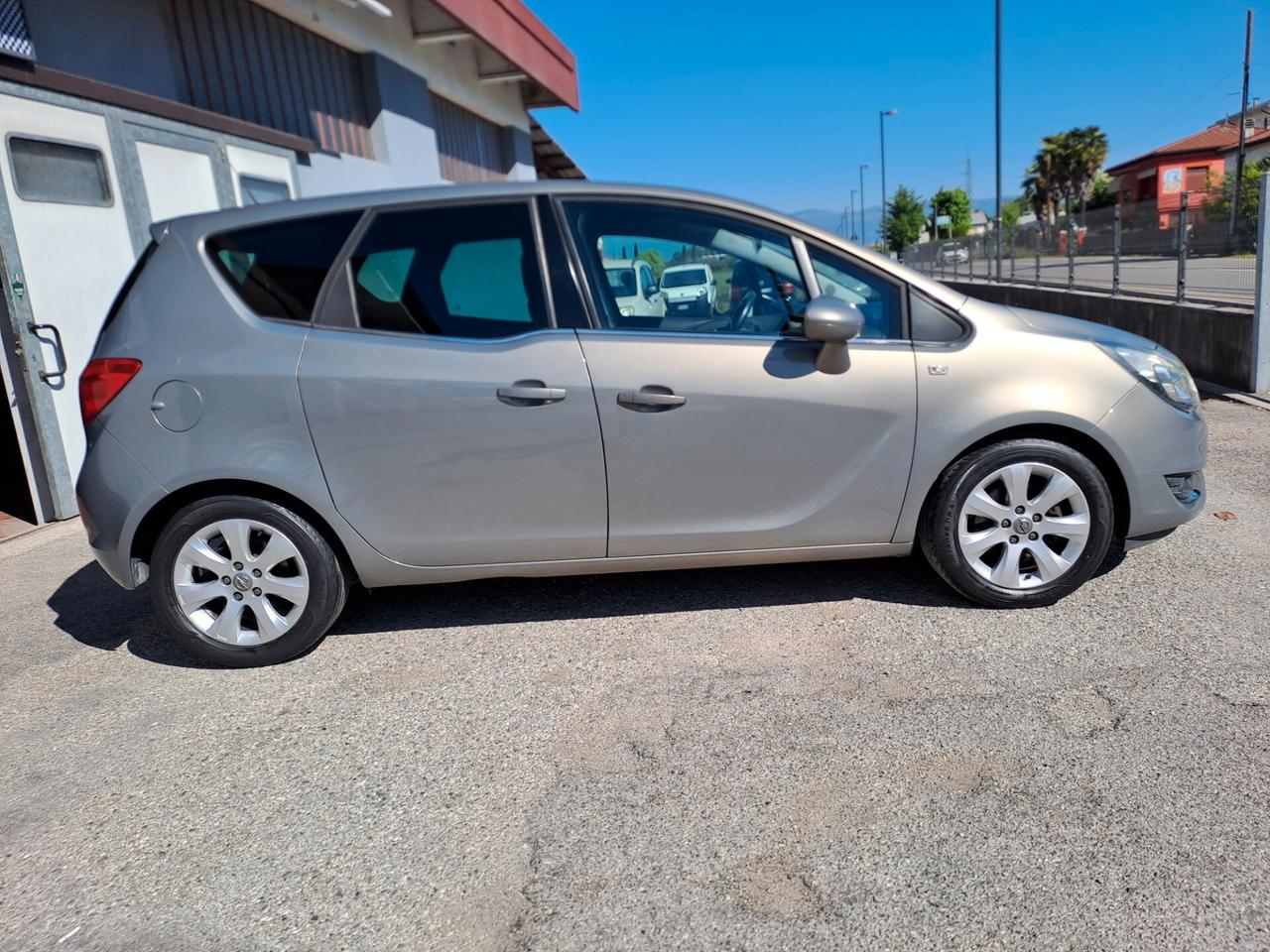 Opel Meriva 1.3 CDTI 95CV ecoFLEX Cosmo